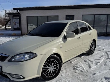 Авто Daewoo Gentra 2014 № 8501012