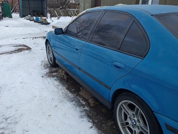 Авто BMW 1 Серия 1998 № 8501017
