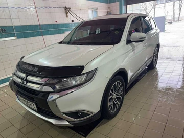 Авто Mitsubishi Outlander 2017 № 8501277