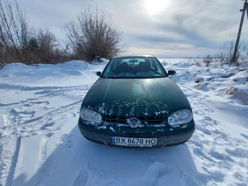 Авто Volkswagen Golf 2000 № 8501499
