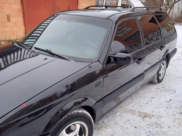Авто Volkswagen Passat Variant 1991 № 8501510