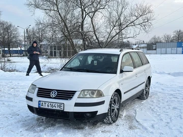 Авто Volkswagen Passat Variant 2002 № 8501598