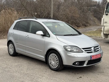 Авто Volkswagen Golf Plus 2008 № 8501627