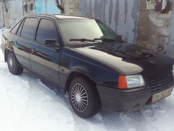 Авто Opel Kadett 1990 № 8501688