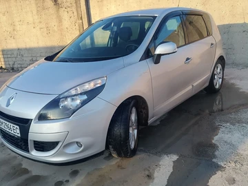 Авто Renault Scenic 2011 № 8501722