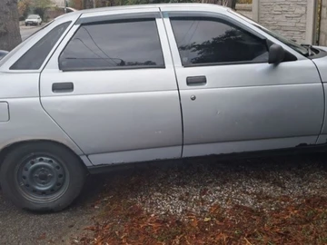 Авто ВАЗ 2110 2002 № 8501747