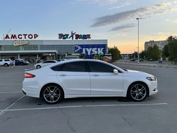 Авто Ford Fusion 2015 № 8501909