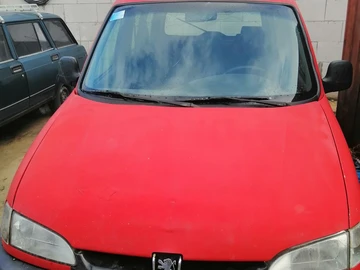 Авто Peugeot Partner 1998 № 8502021