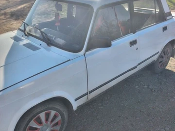 Авто ВАЗ 2107 1995 № 8502114