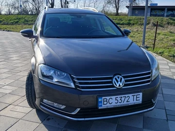 Авто Volkswagen Passat Variant 2011 № 8502202