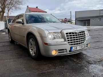 Авто Chrysler 300C 2006 № 8502296