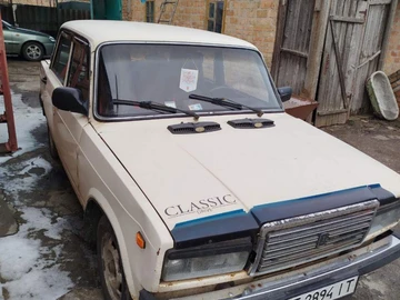 Авто ВАЗ 2107 1992 № 8502330
