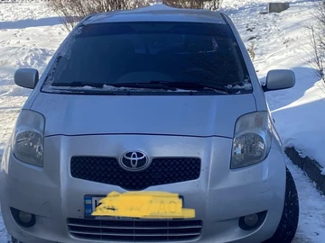 Авто Toyota Yaris 2007 № 8502540