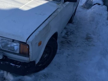 Авто ВАЗ 21053 1993 № 8502754