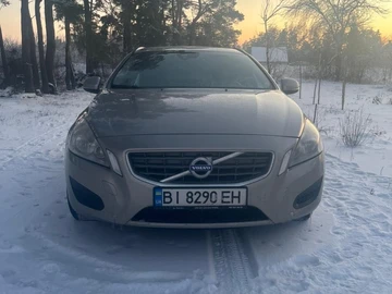 Авто Volvo V60 2012 № 8503070