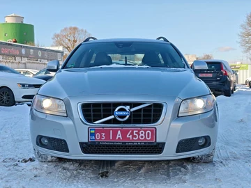 Авто Volvo V70 2013 № 8503223