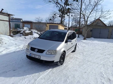 Авто Volkswagen Touran 2003 № 8503261