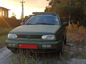 Авто Volkswagen Golf 1994 № 8503364