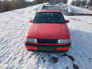Авто Opel Vectra 1990 № 8503534