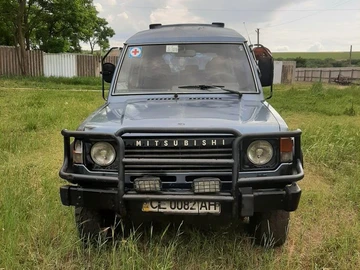 Авто Mitsubishi Pajero 1986 № 8503544