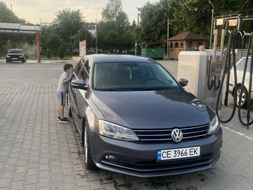 Авто Volkswagen Jetta 2015 № 8503785