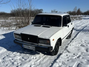 Авто ВАЗ 2107 1986 № 8503856