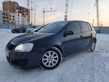 Авто Volkswagen Golf 2004 № 8503878