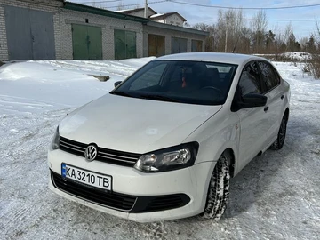 Авто Volkswagen Polo 2012 № 8504090