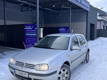 Авто Volkswagen Golf 1999 № 8504091
