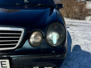 Авто Mercedes 220 2001 № 8504183