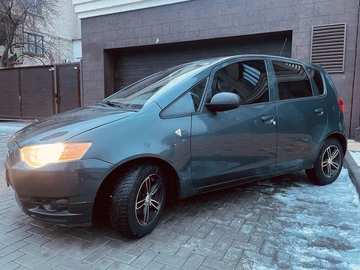 Авто Mitsubishi Colt 2009 № 8504325