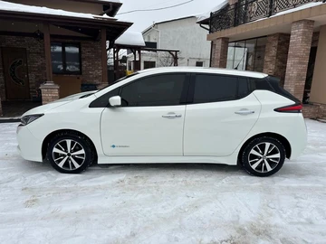 Авто Nissan Leaf 2018 № 8504596