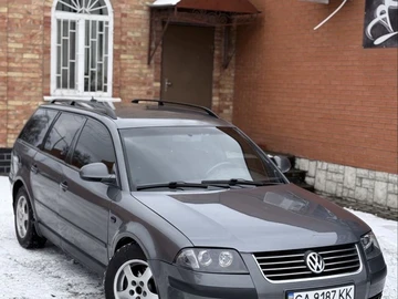 Авто Volkswagen Passat Variant 2004 № 8504607
