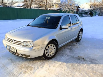 Авто Volkswagen Golf 2002 № 8504614