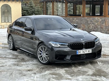 Авто BMW 5 Серия 2018 № 8504624