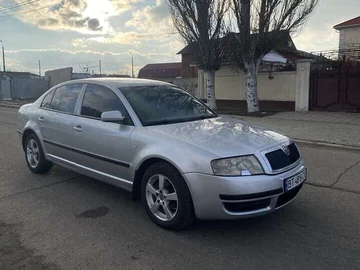 Авто Skoda Superb 2002 № 8504851