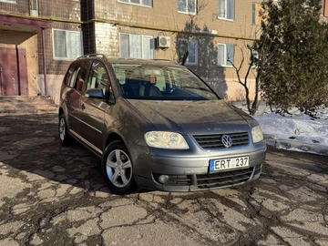 Авто Volkswagen Touran 2003 № 8505001