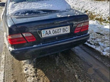 Авто Mercedes 200 1995 № 8505055