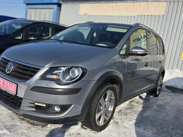 Авто Volkswagen Touran 2009 № 8505067