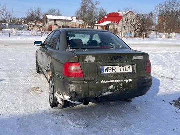 Авто Audi A4 1999 № 8505215