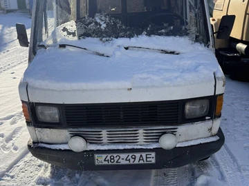 Авто Mercedes Mb 1985 № 8505378
