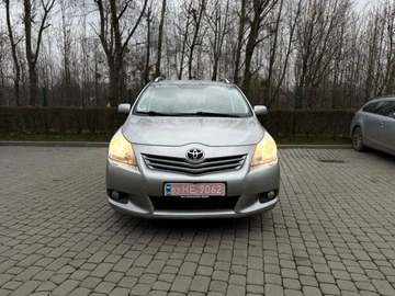 Авто Toyota Verso 2010 № 8505379