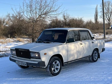 Авто ВАЗ 2107 1985 № 8505527