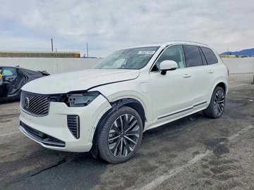 Авто Volvo Xc90 2025 № 8505551