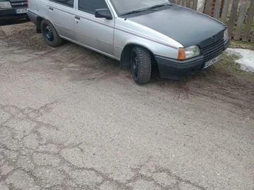 Авто Opel Kadett 1988 № 8505838