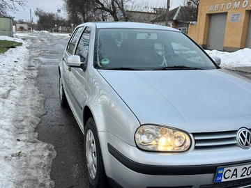 Авто Volkswagen Golf 2001 № 8506049