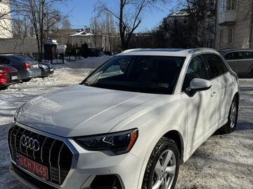 Авто Audi Q3 2019 № 8506101