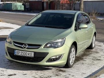 Авто Opel Astra 2013 № 8506105