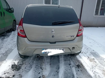 Авто Renault 4 2011 № 8506344