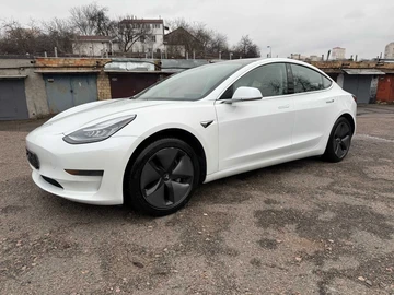 Авто Tesla Model 3 2018 № 8506440